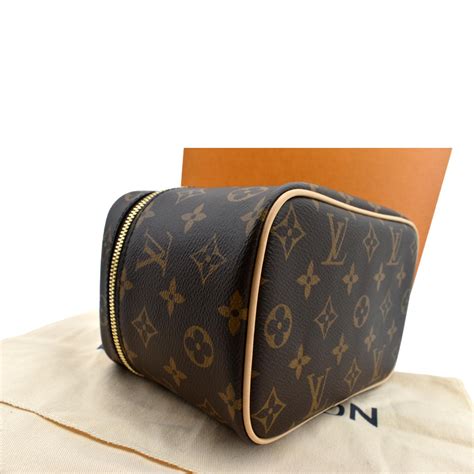 Products by Louis Vuitton: Nice Mini Toiletry Bag